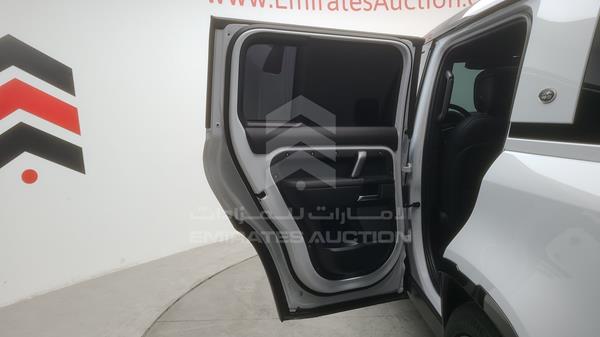 Land Rover Defender 2023 SALEA7BE5P2118153 Image 40