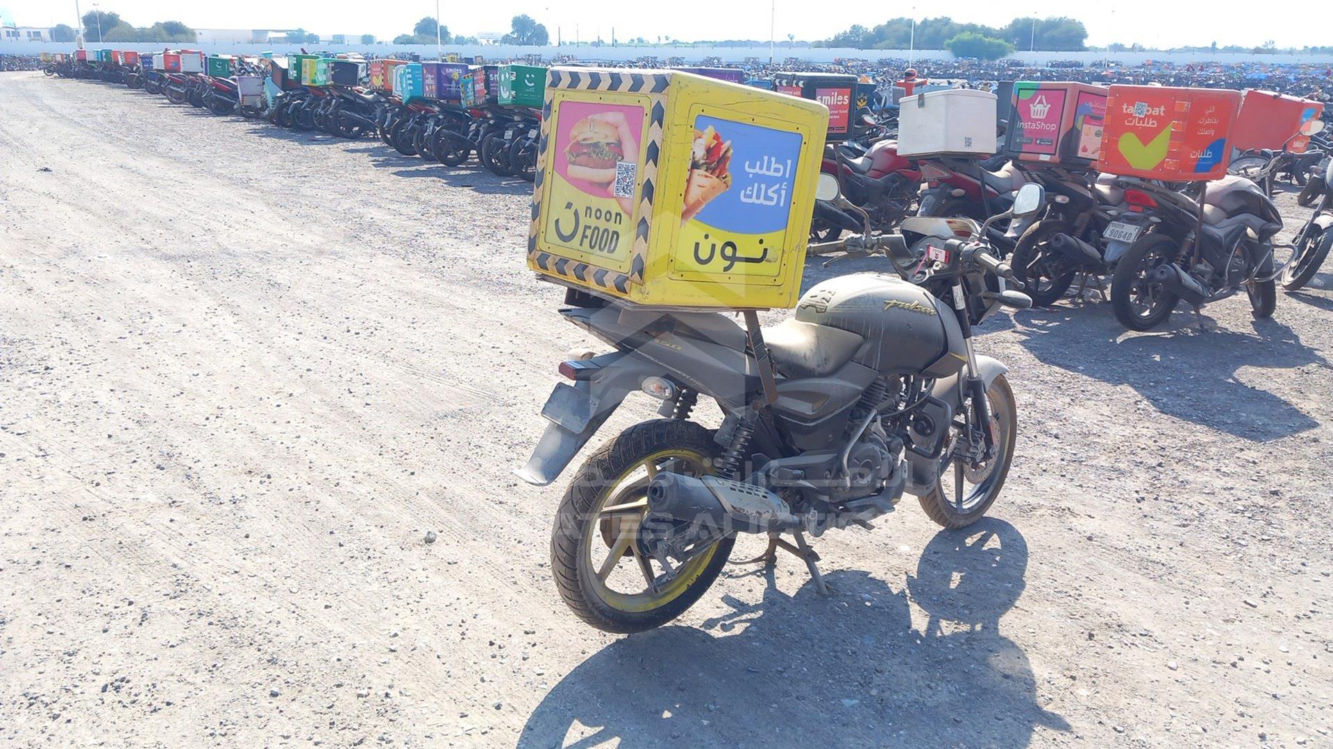 2021 BAJAJ 150 CC VIN: MD2A11CX6MCM38715