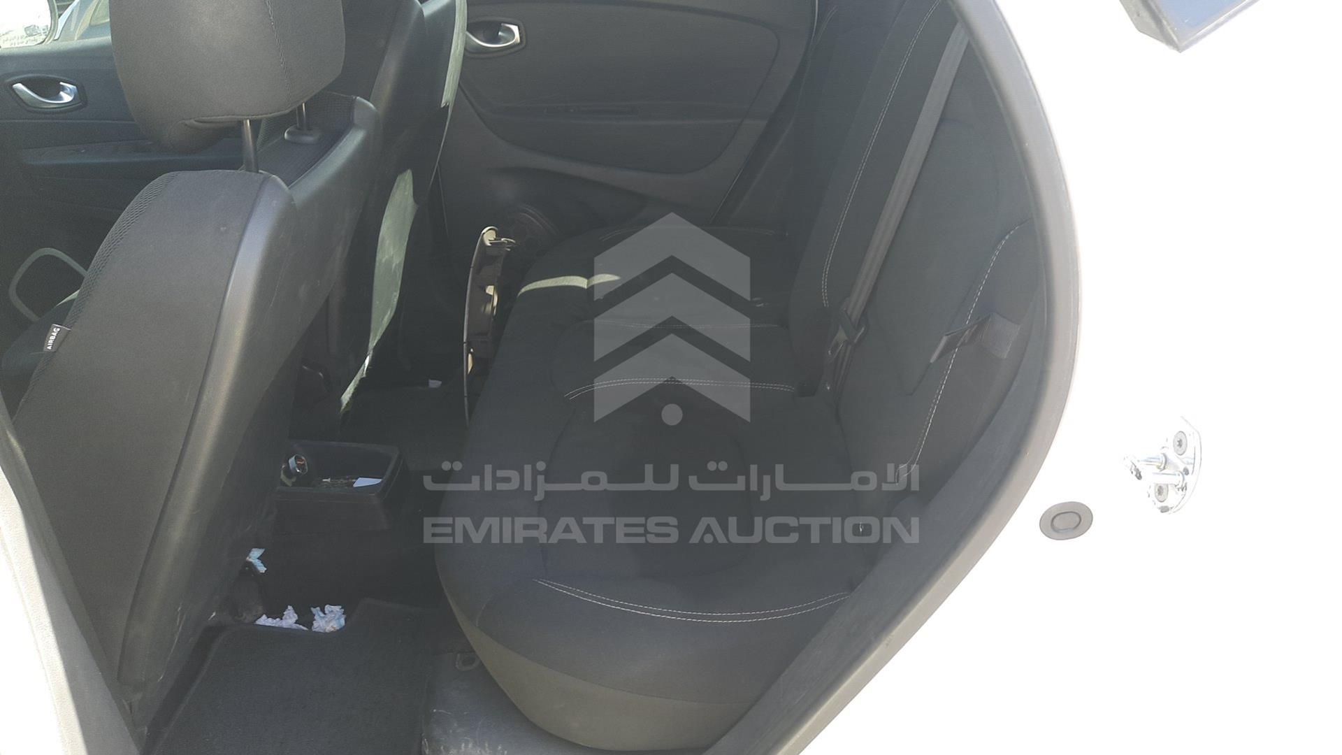 2019 RENAULT CAPTUR VIN: VF12RRJR1KW466020