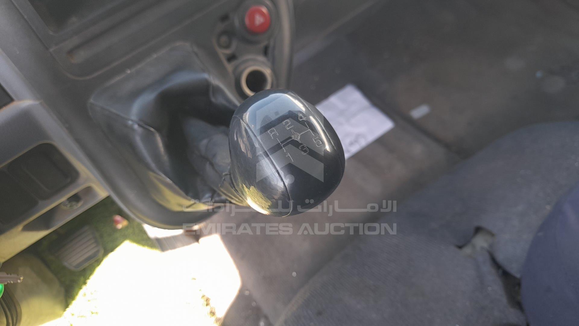 2015 MITSUBISHI CANTER VIN: JL7B6E1P8FK019136