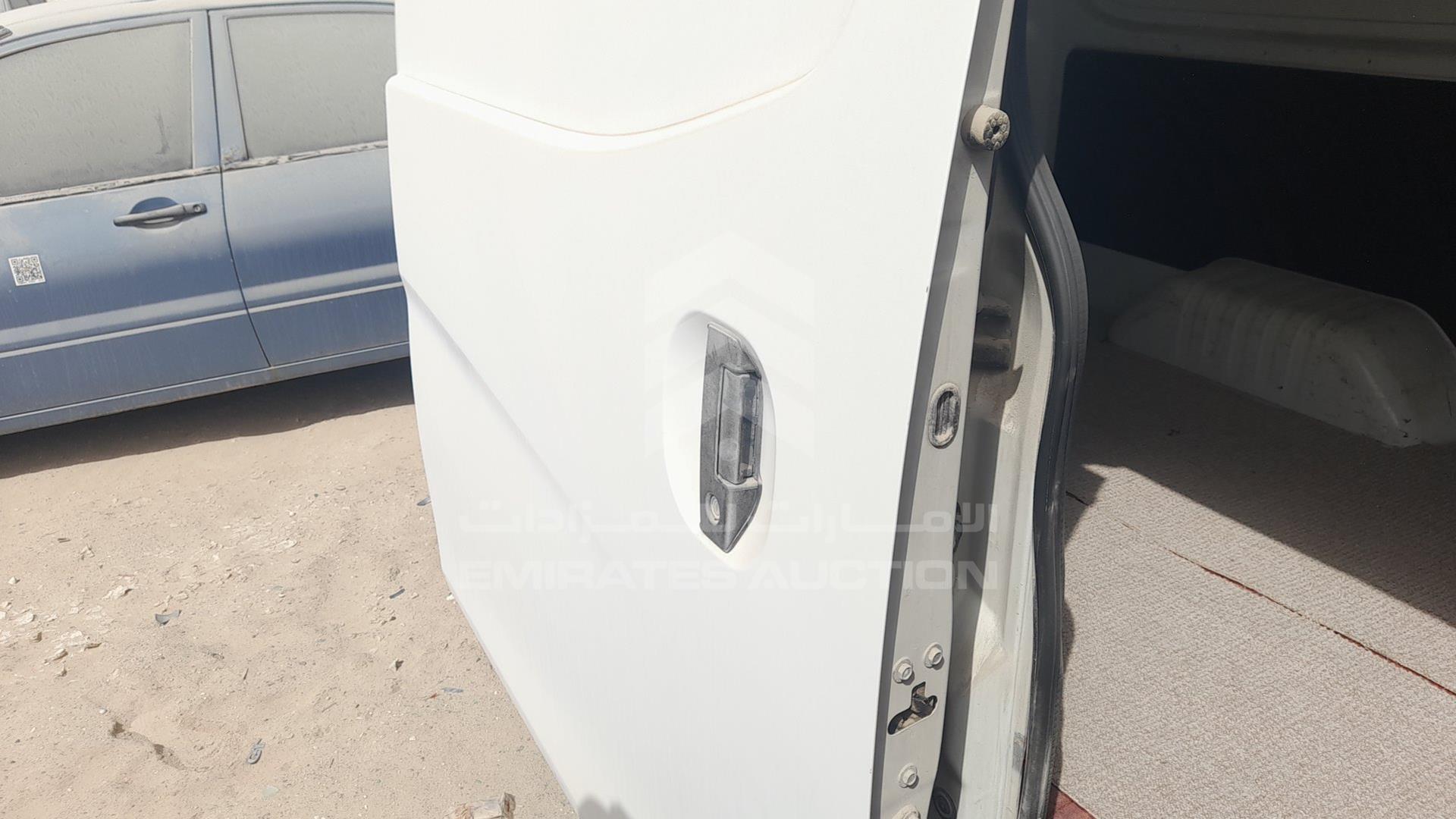 2016 MITSUBISHI CANTER VIN: JN6BE6BS1G9800160