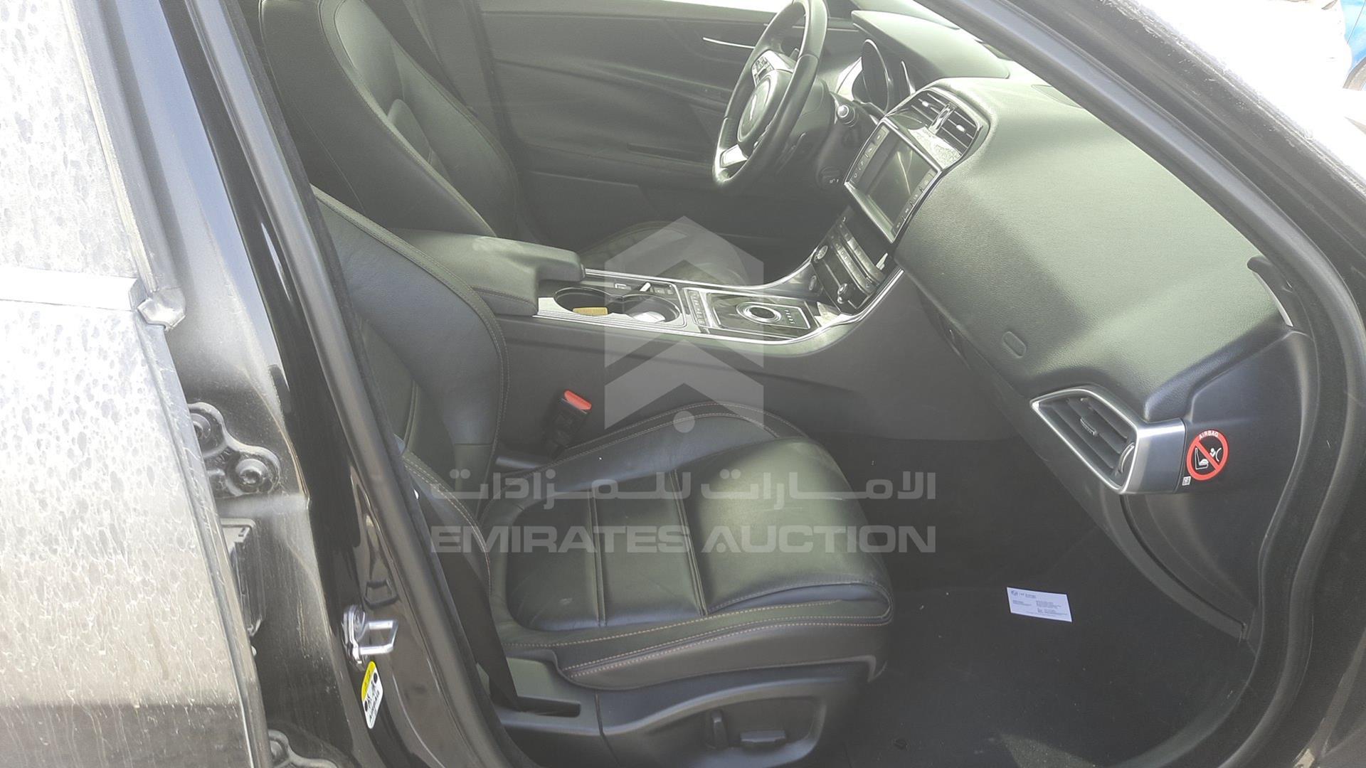 2016 JAGUAR XE VIN: SAJAB4BG1GA934092