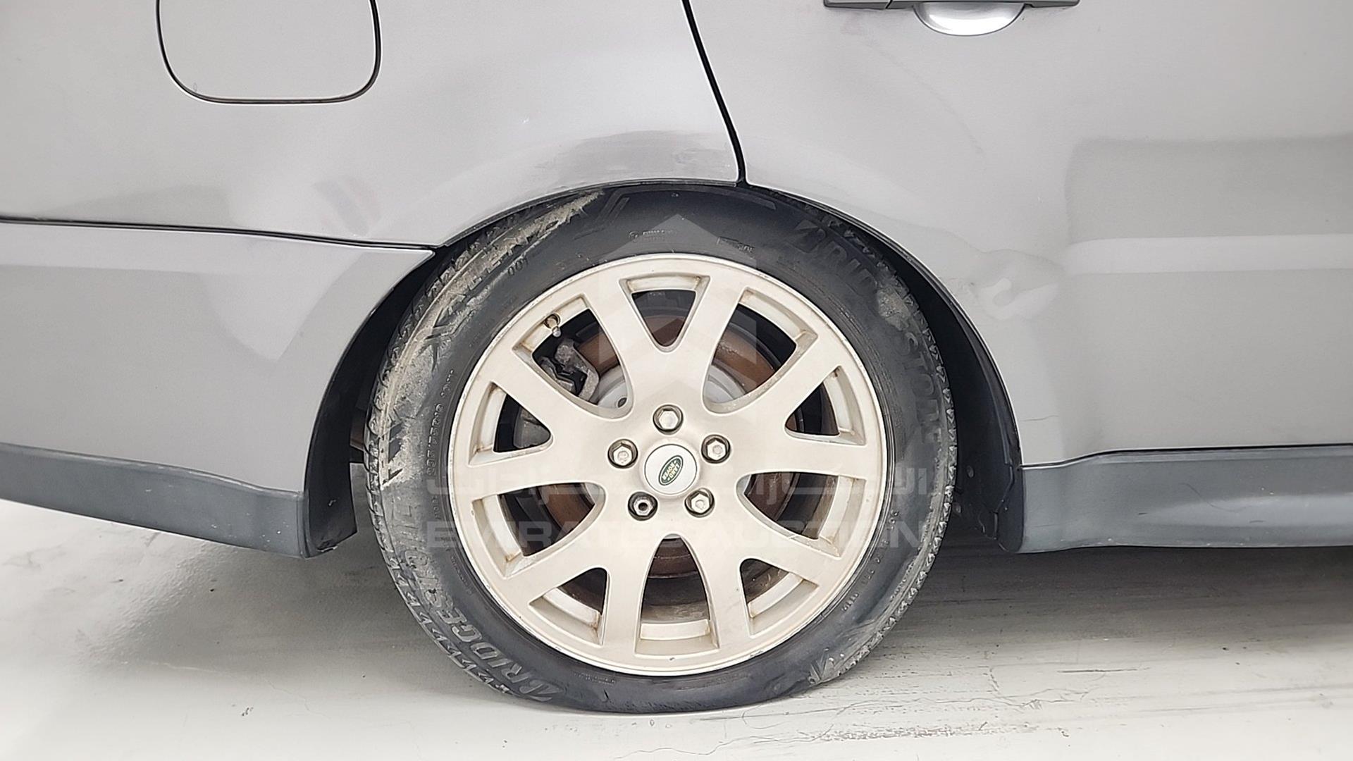2008 RANGE ROVER SPORT VIN: SALLSAA548A131983