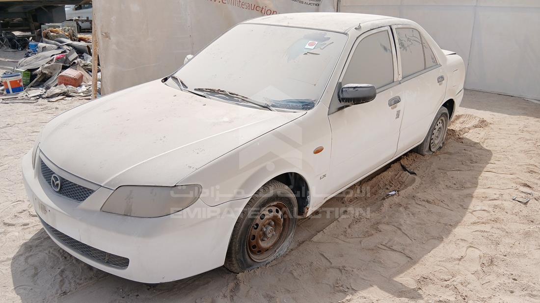 مازدا 323 2003 — الزاوية الأمامية اليسرى — صورة 5
