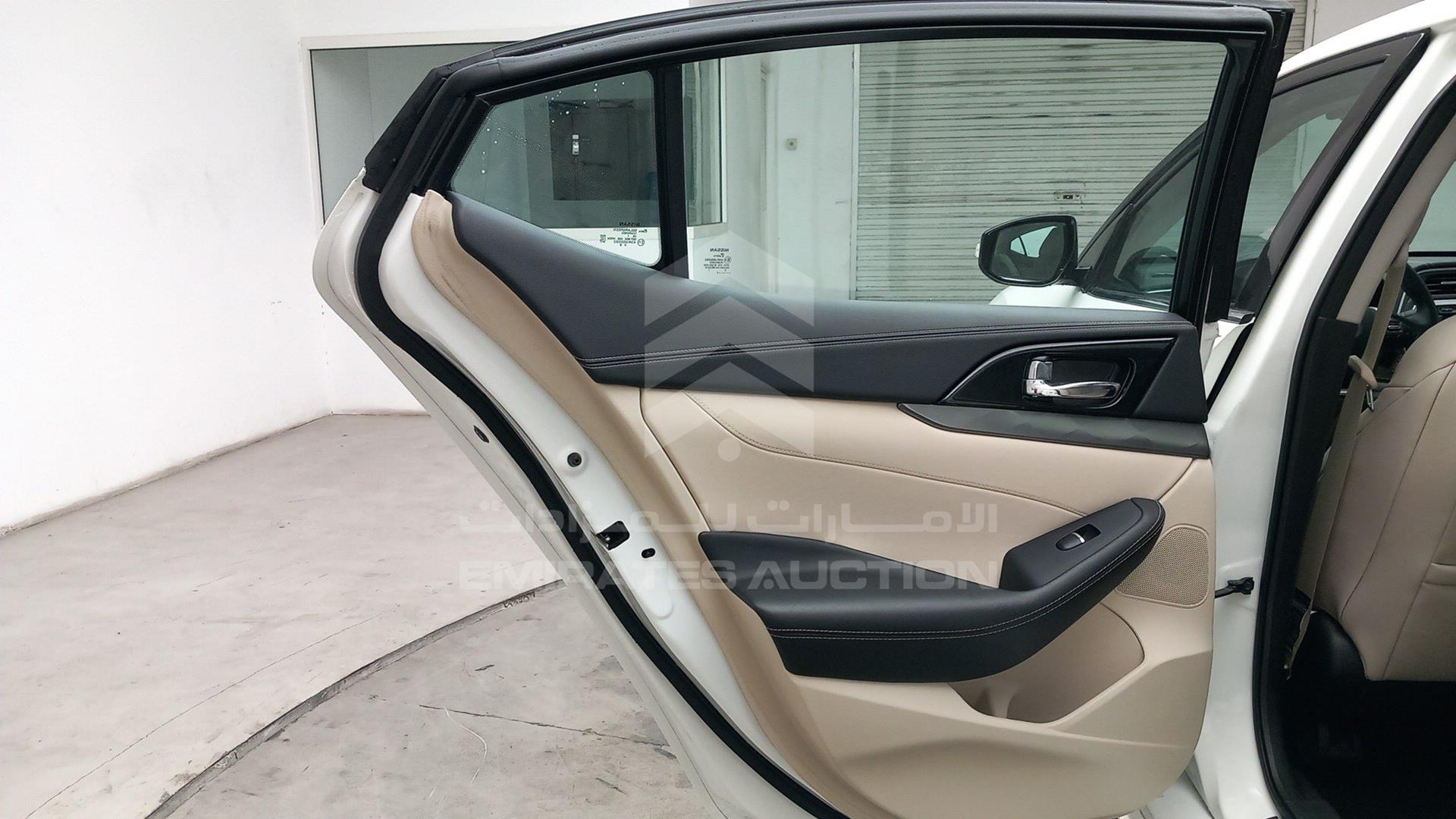 2022 NISSAN MAXIMA VIN: 1N4AA6AP2NC509275