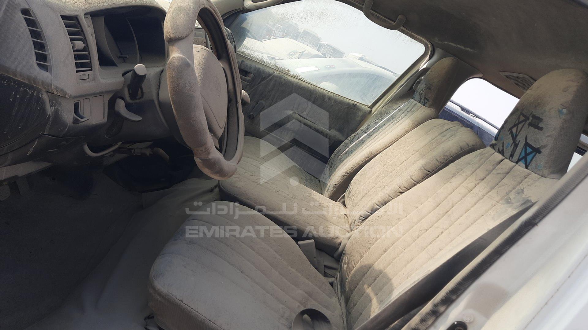 2006 TOYOTA HIACE VIN: JTGJX02P260004721