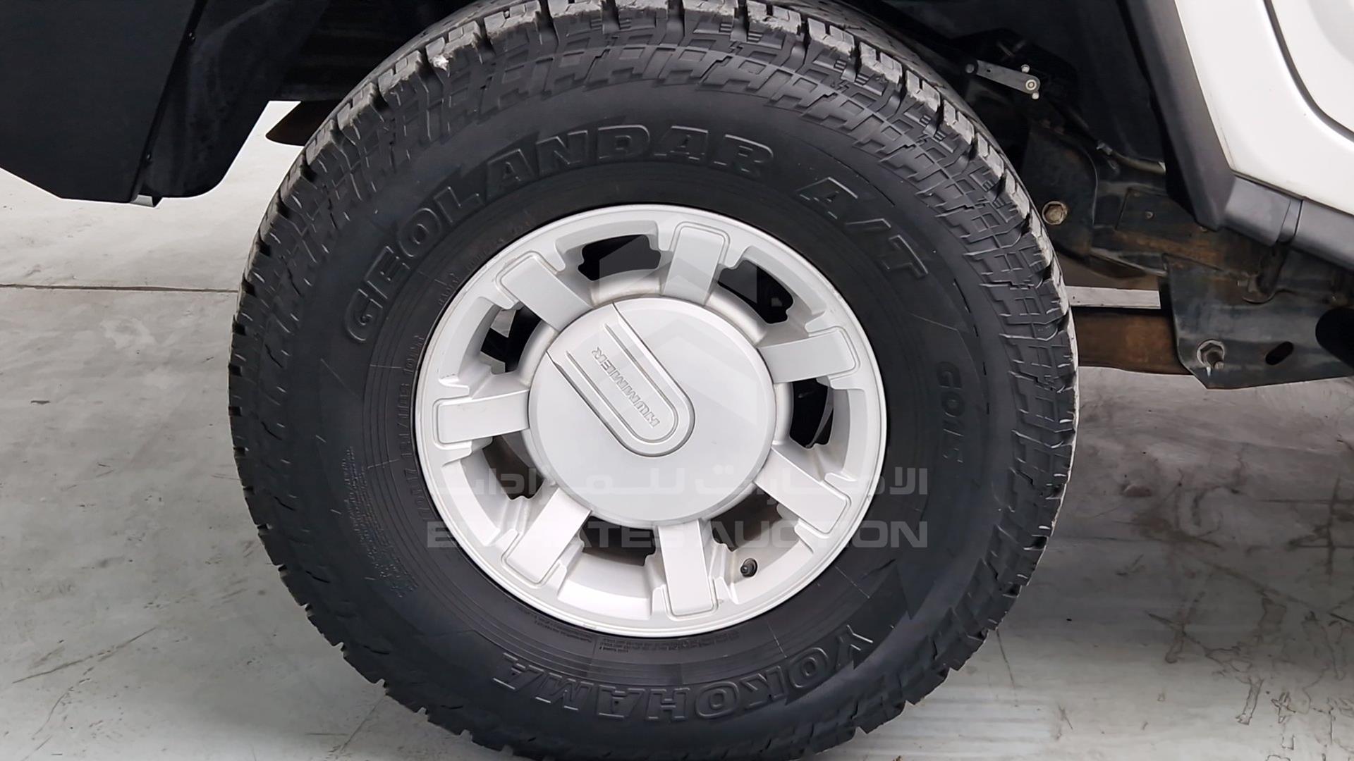 2008 HUMMER H2 VIN: 5GRGN23898H105600
