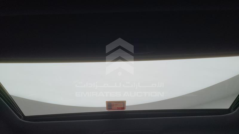 JTJHY00W1L4326058 Auction: EmiratesAuction Lot: 409451 JTJHY00W1L4326058 Lexus LX 570 2020 WHITE Photo 34