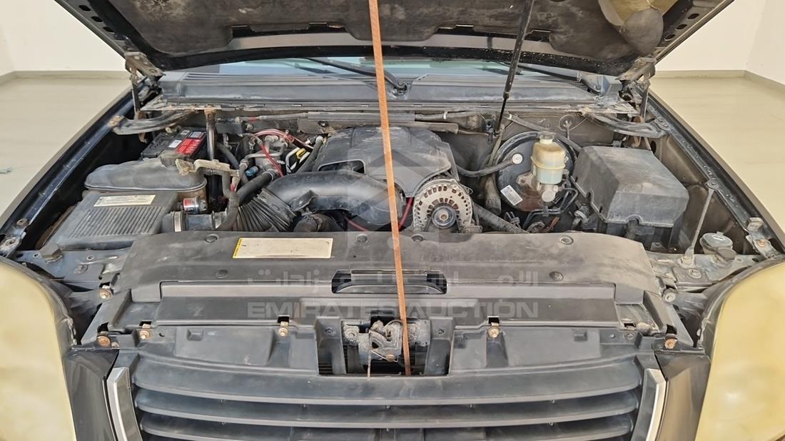 2007 GMC Yukon — Engine Bay — Photo 36