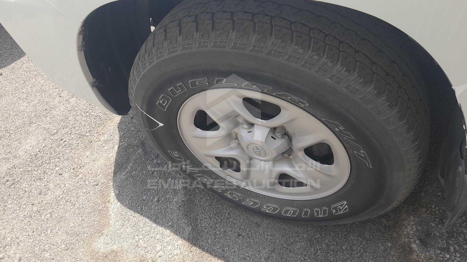 2013 TOYOTA LAND CRUISER VIN: JTMDU09J1D4063740