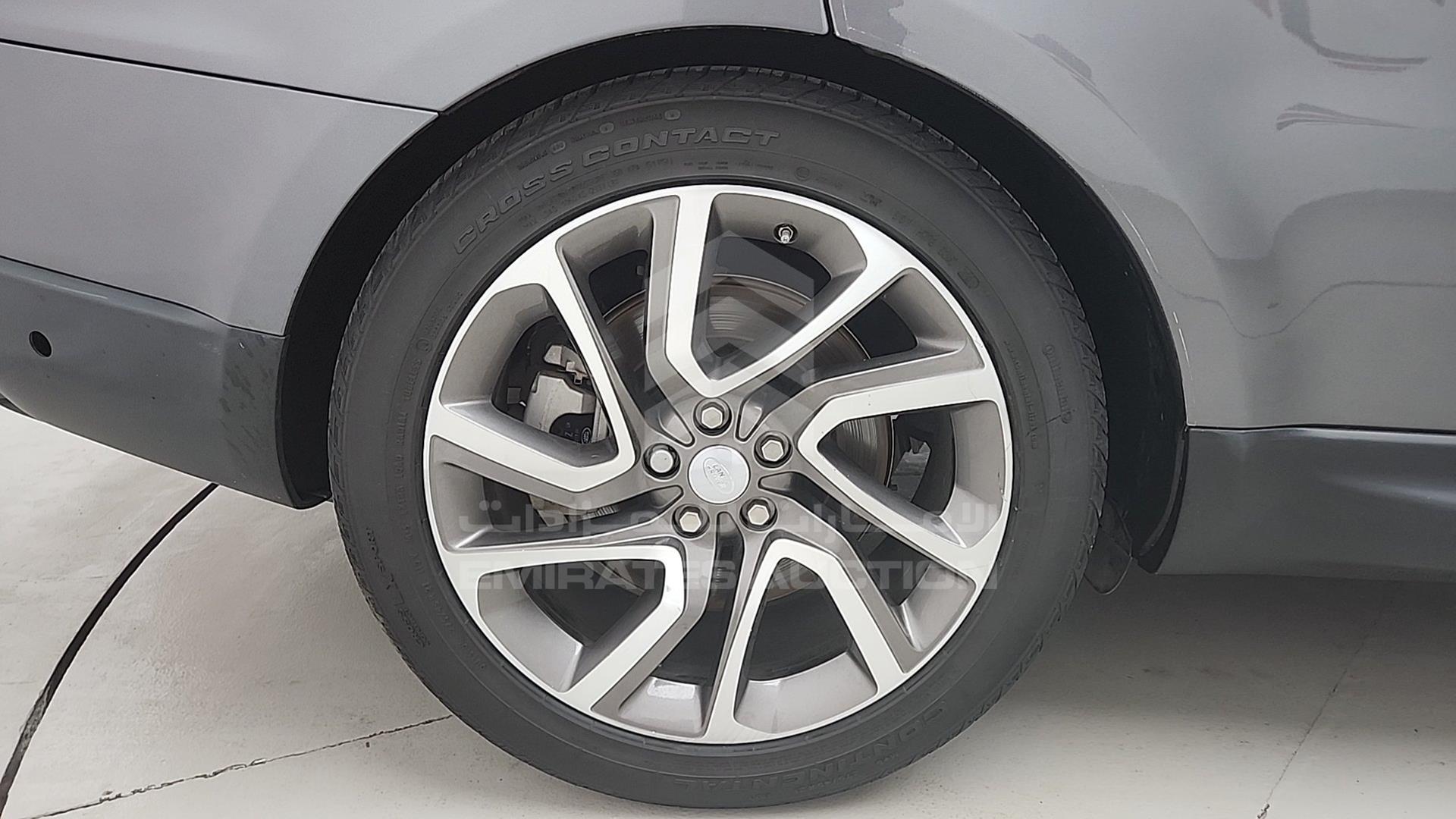 2018 RANGE ROVER SPORT VIN: SALWA2BV7JA183221