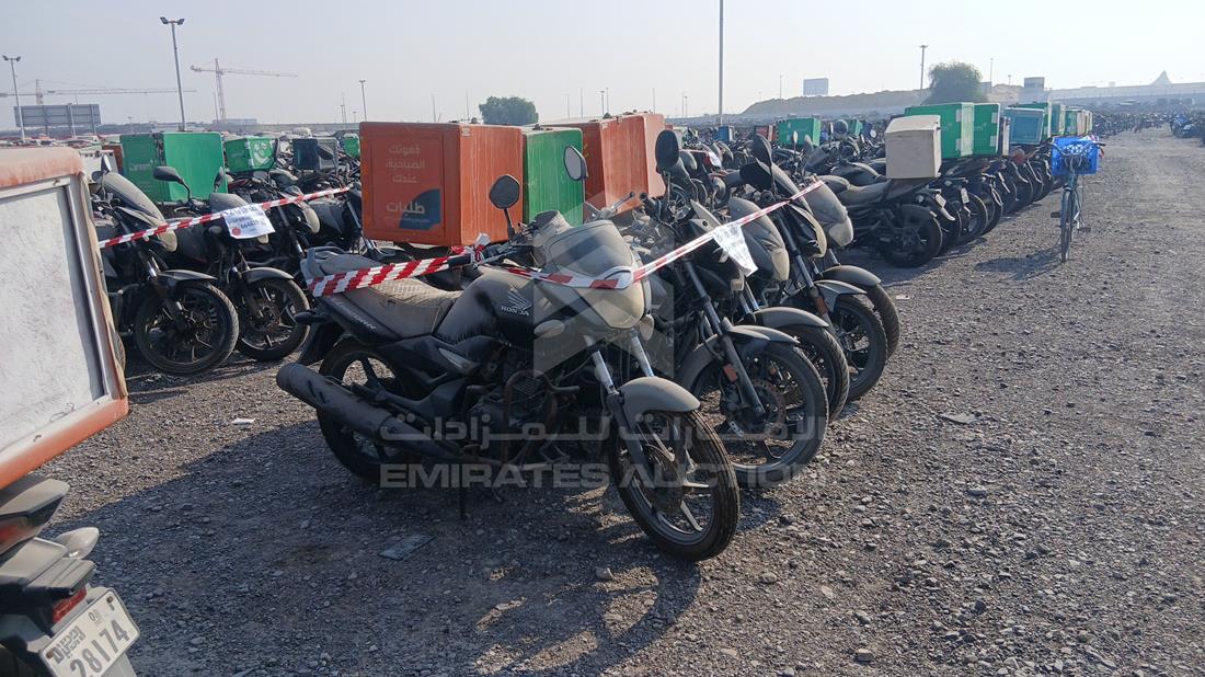 5 Motorbikes — Front Right Angle — Photo 11
