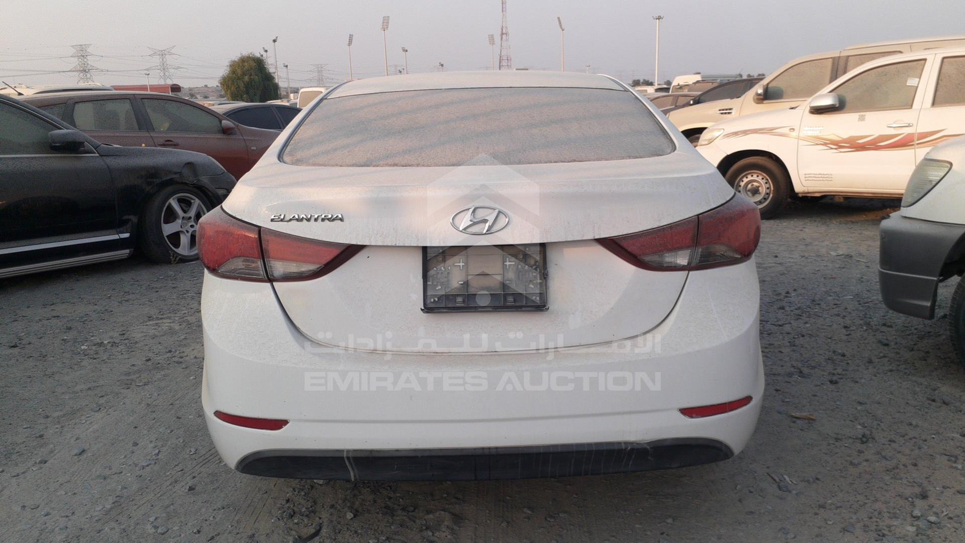 2015 HYUNDAI ELANTRA VIN: KMHDG41C7FU161827
