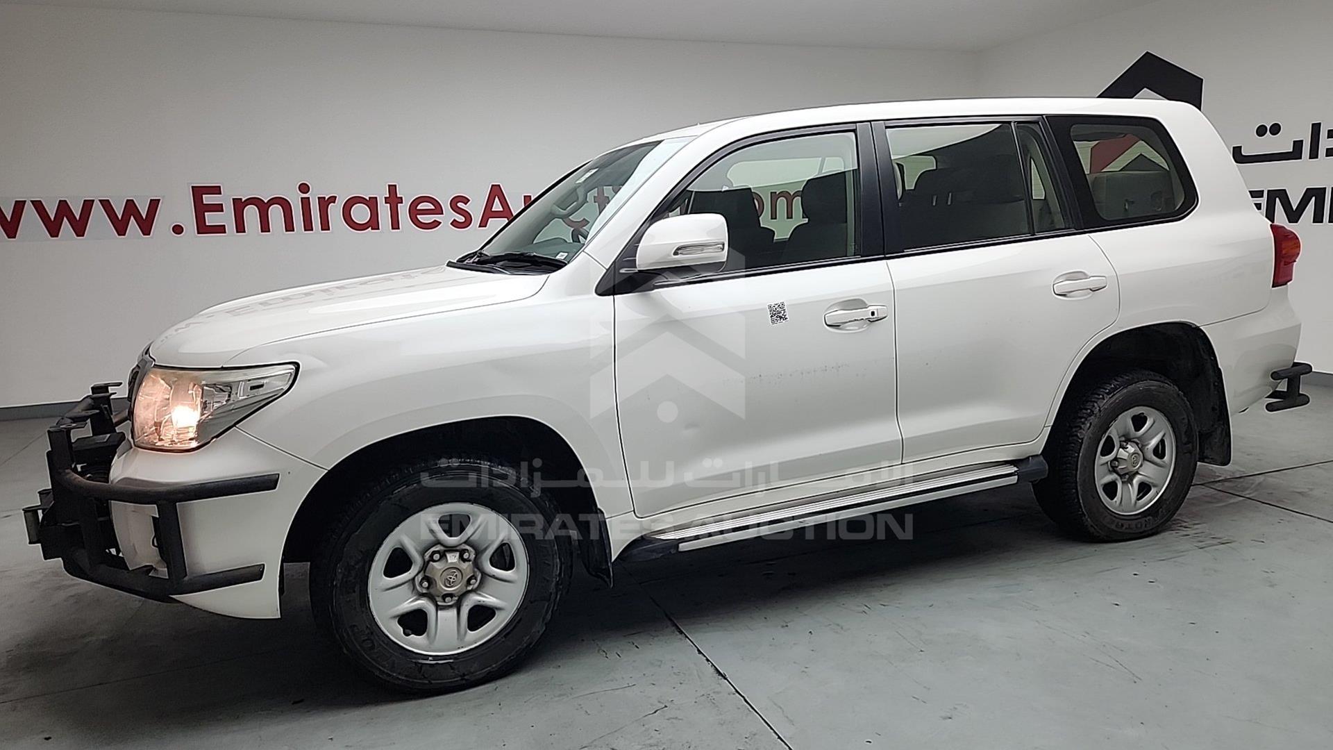 2014 TOYOTA LC 200 VIN: JTMHV09J804135073