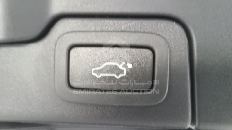 SALVA2BG0EH935397 Auction: EmiratesAuction Lot: 416781 SALVA2BG0EH935397 Range Rover Evoque 2014 WHITE Photo 29