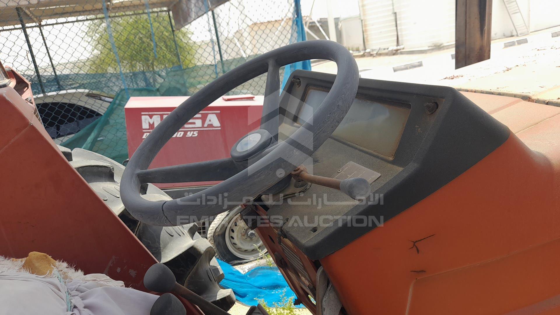 0 TRACTOR --- VIN: 001117859