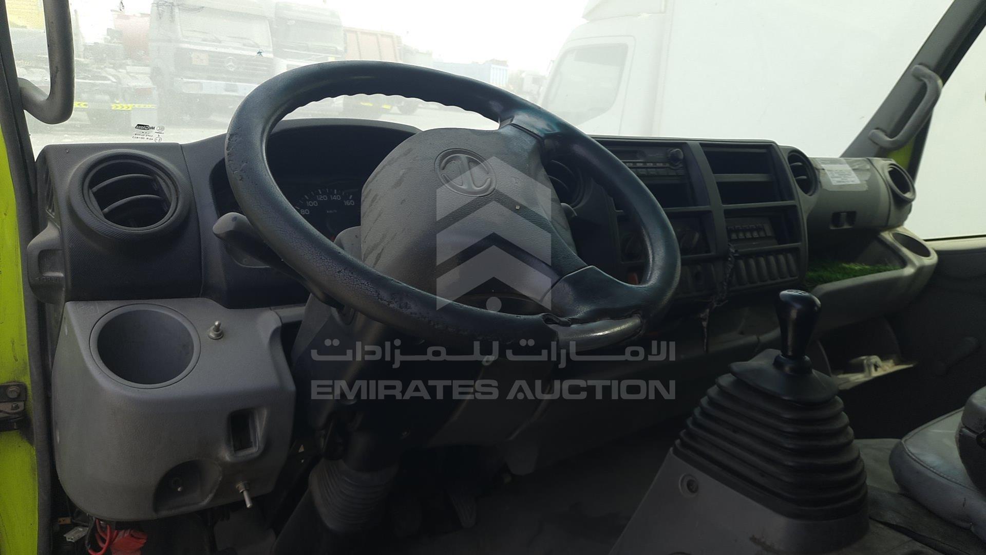 2014 HINO 300 VIN: JHHLCK1H9EK007302