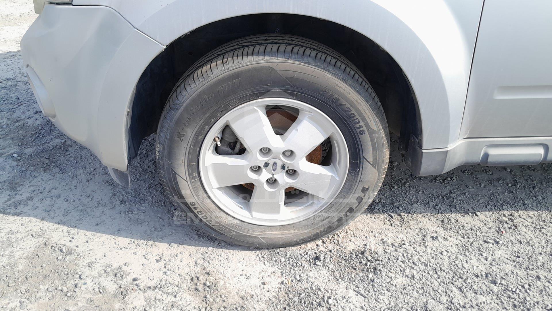 2010 FORD ESCAPE VIN: 1FMCU9CG1AKC12731
