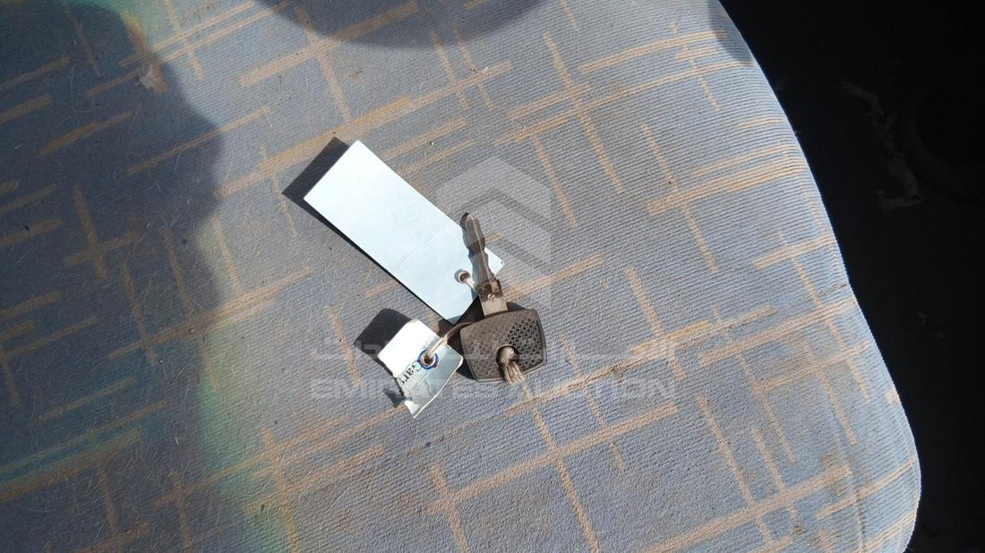 2019 Mercedes Bus — Keys — Photo 4