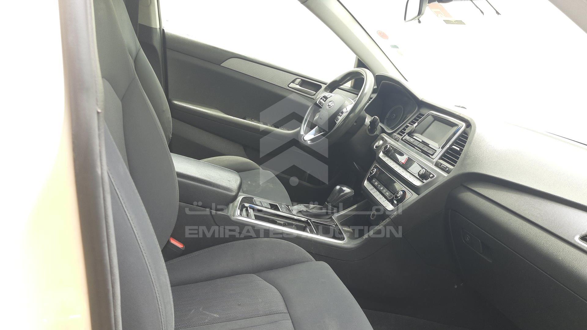 2019 HYUNDAI SONATA VIN: KMHE24138KA092953
