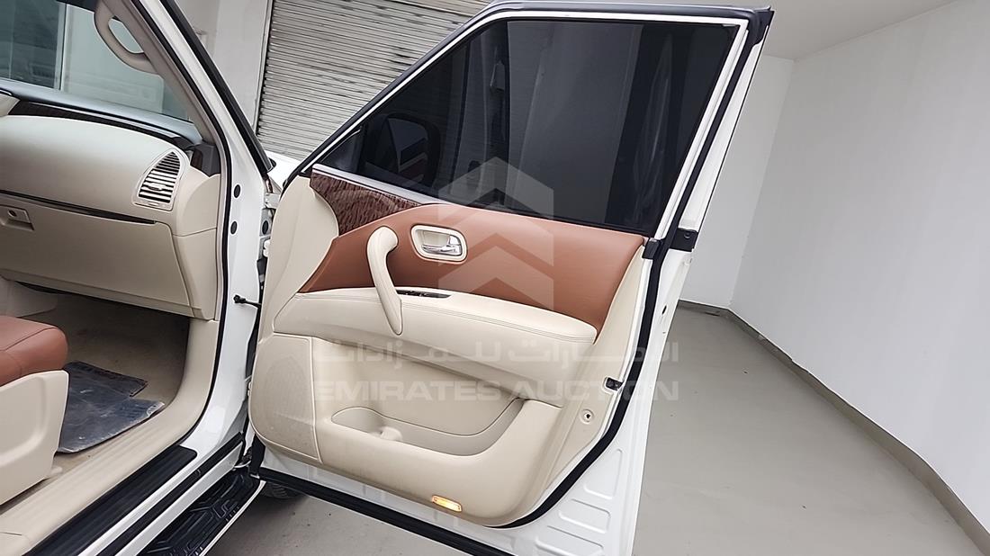 2015 Nissan Patrol — Front Right Door — Photo 32