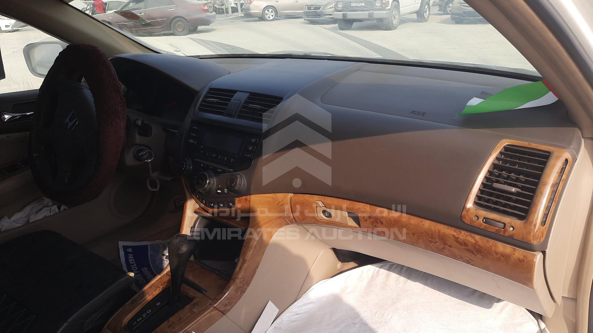 2004 HONDA ACCORD VIN: JHMCM56534C410666