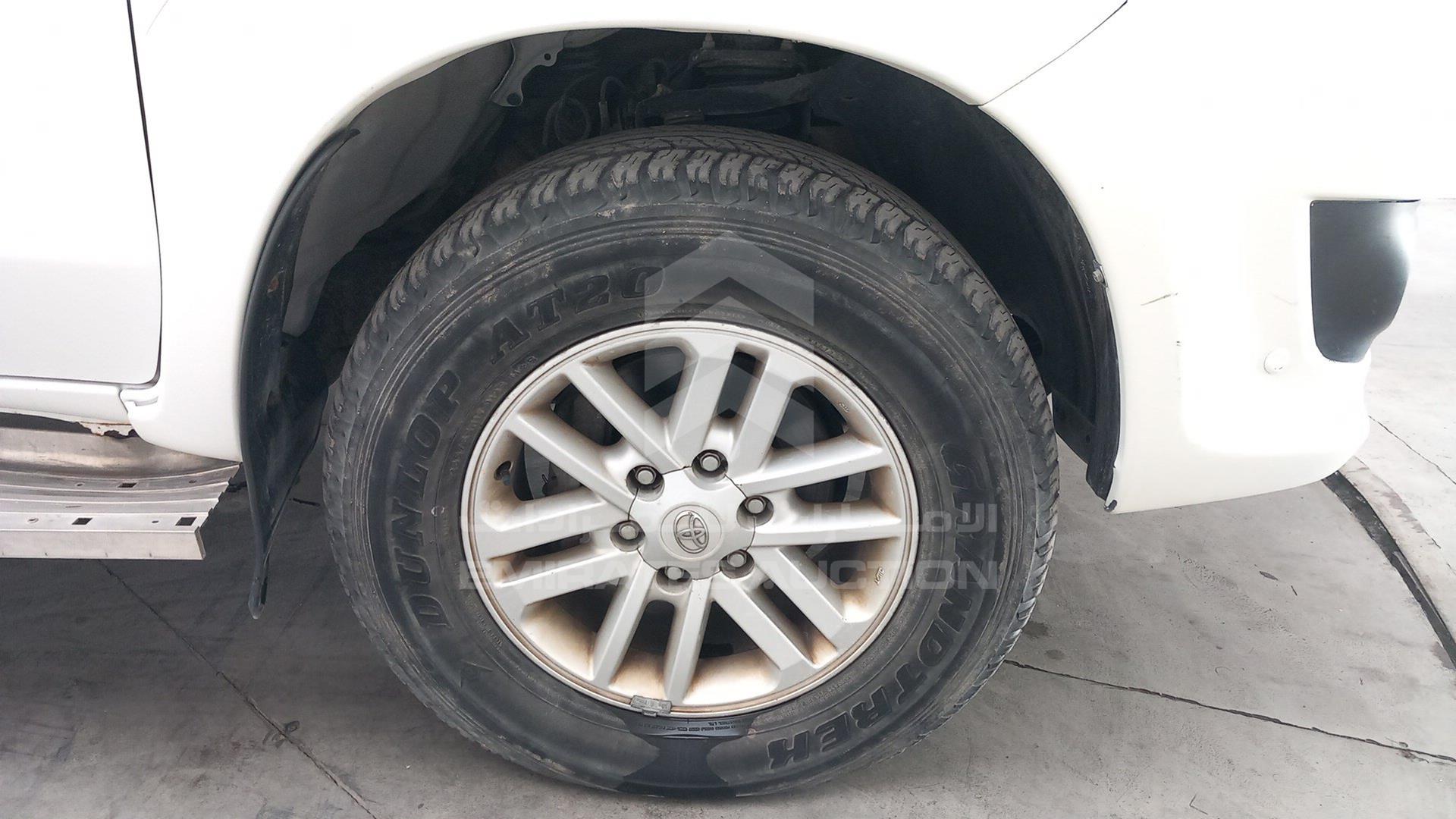 2014 TOYOTA FORTUNER VIN: MHFYU59G7E7032094