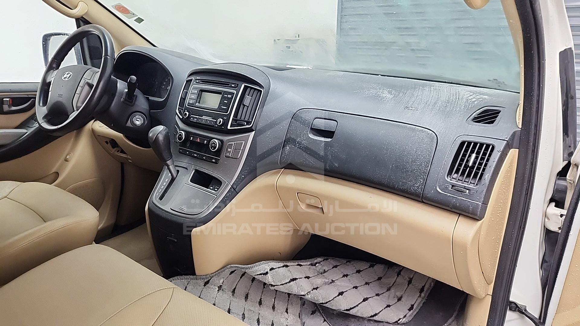 2018 HYUNDAI H1 VIN: KMJWA37R2JU946859