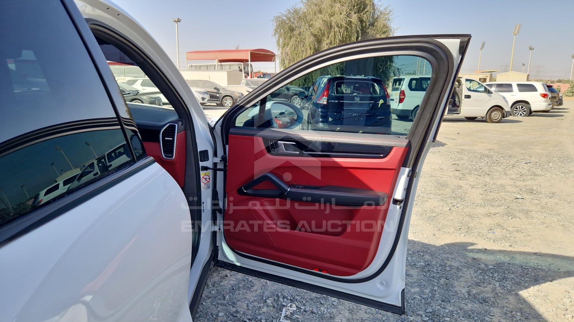 2020 PORSCHE CAYENNE VIN: WP1BA2AY8LDA48217