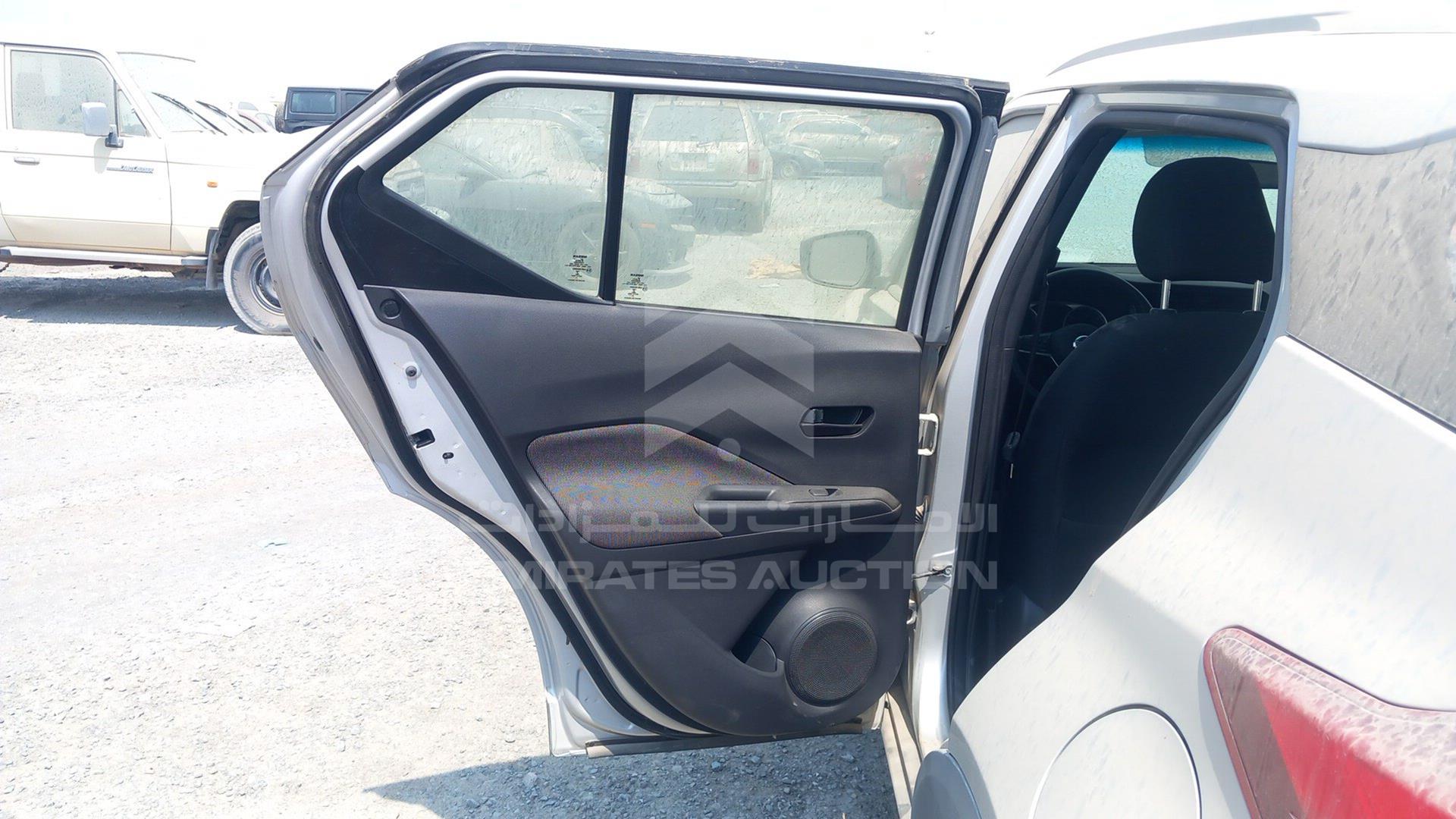 2019 NISSAN KICKS VIN: 3N1CP5CU3KL559393