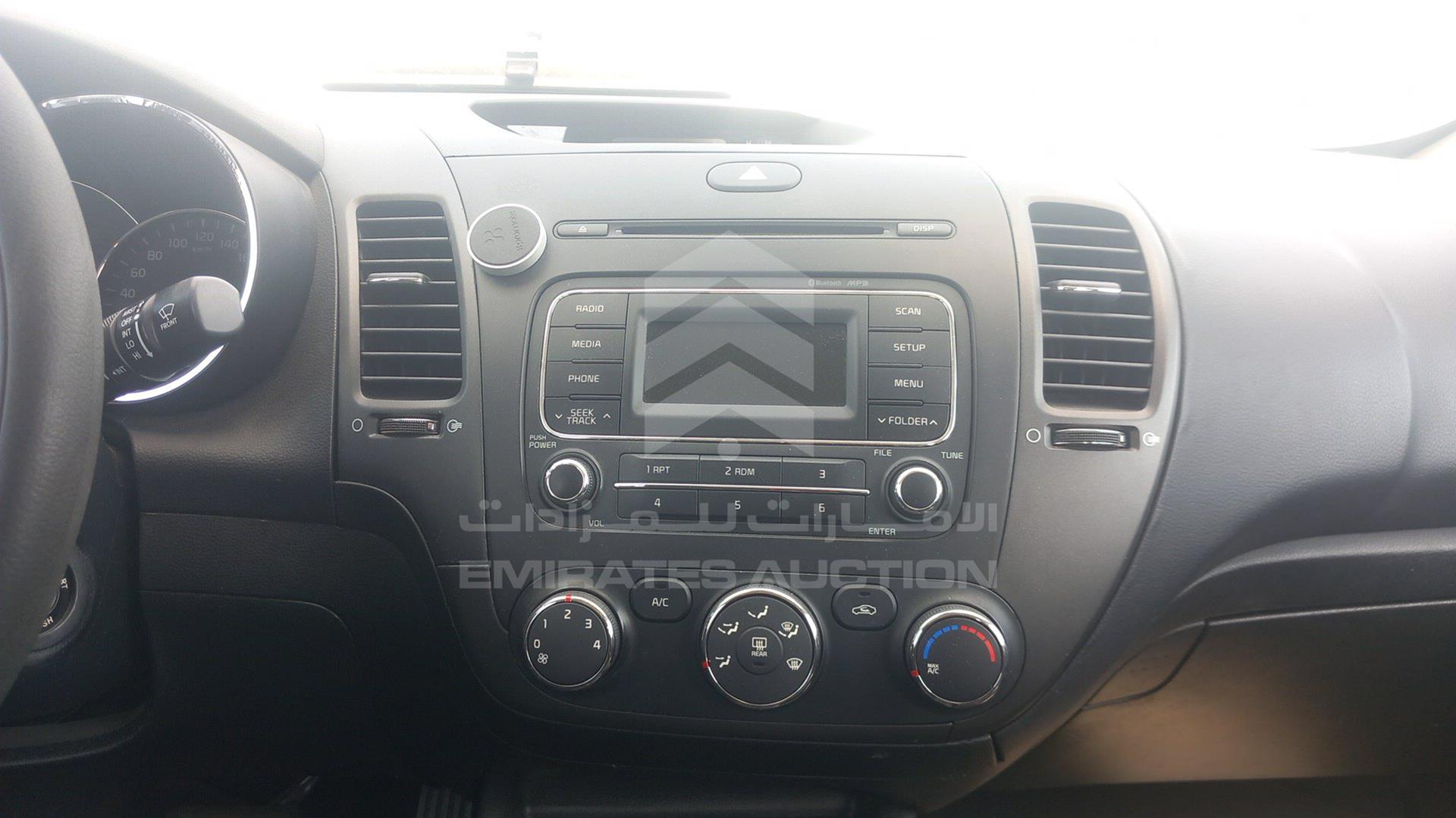 2015 KIA CERATO VIN: KNAFK4118F5901421