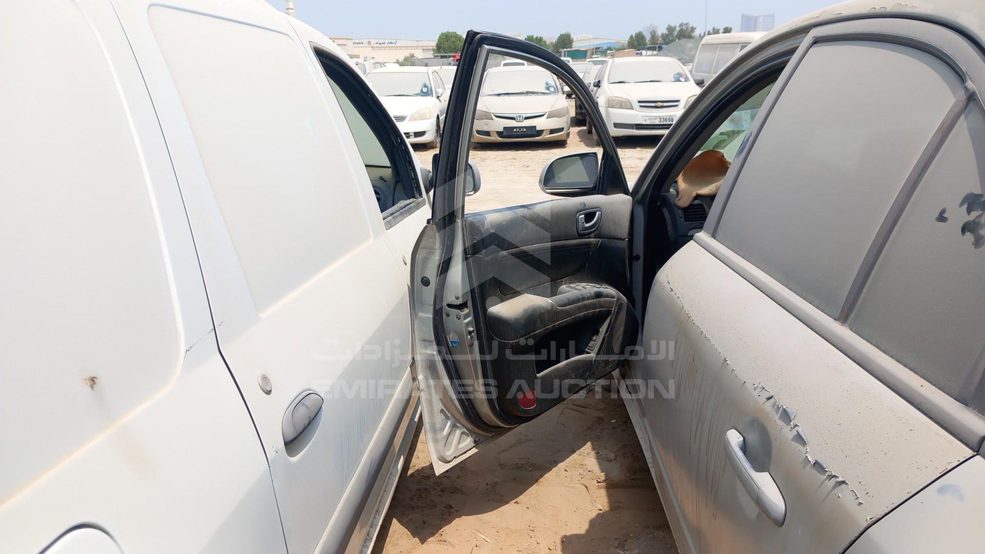 2006 HYUNDAI SONATA VIN: KMHEU41MP6A151723