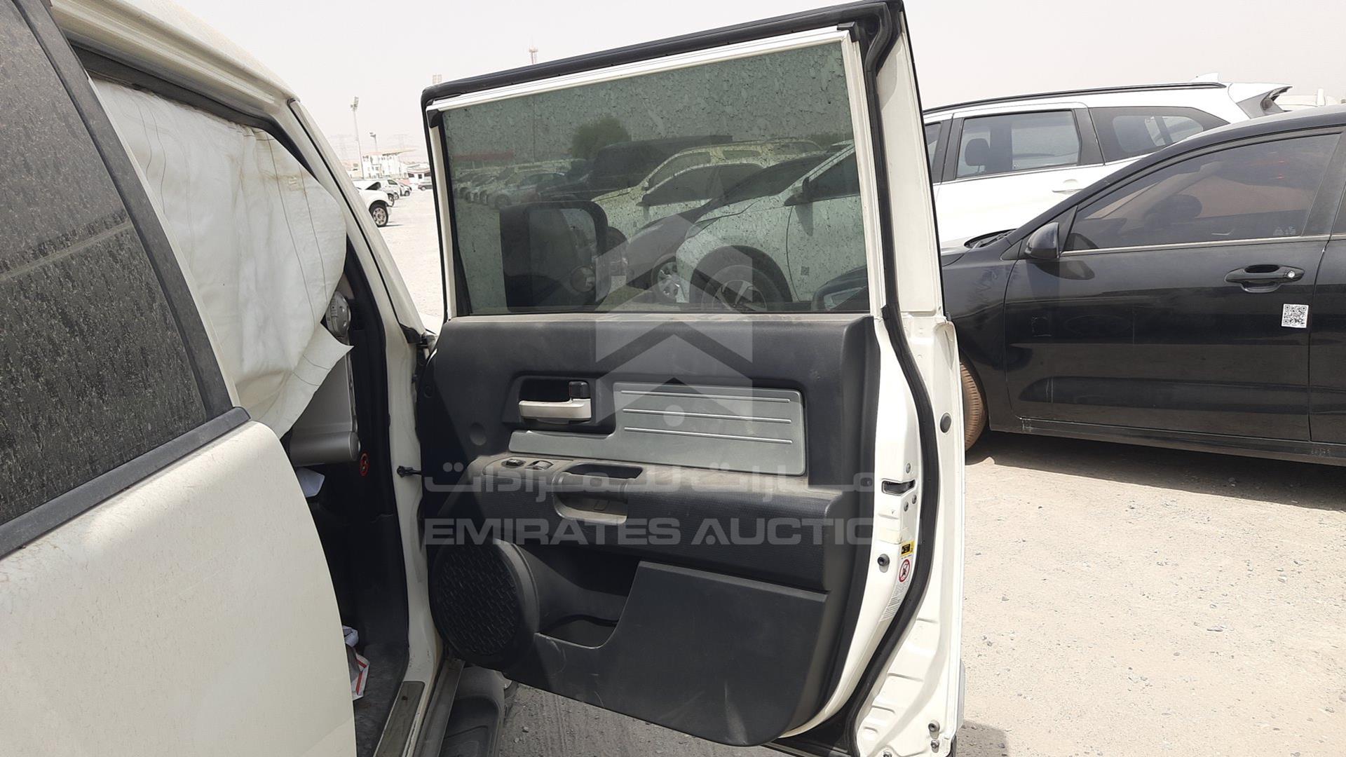 2009 TOYOTA FJ CRUISER VIN: JTEBU11F69K061159