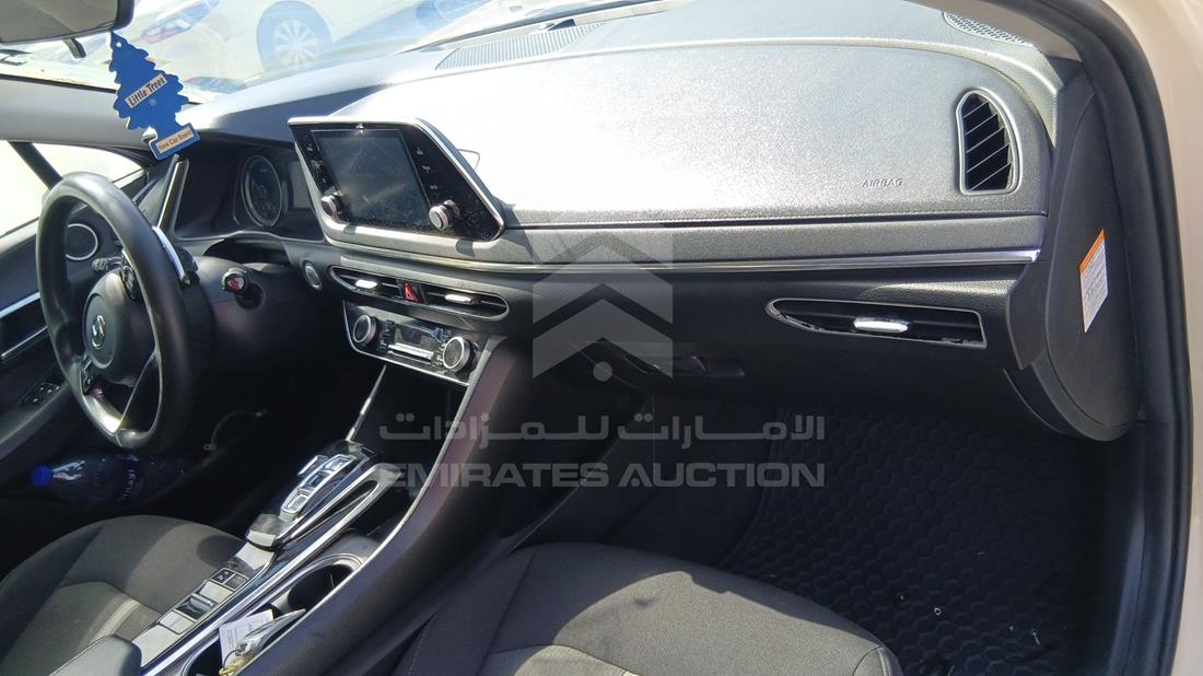 2021 Hyundai Sonata Hybrid — Front Right Passenger Dashboard View — Photo 24