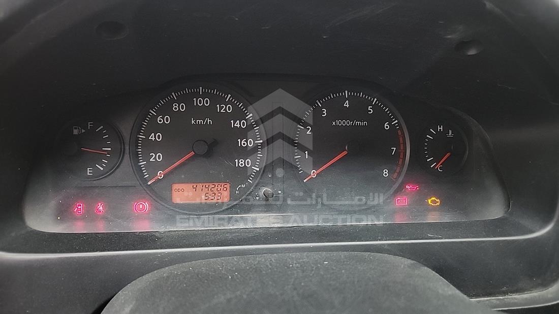 نيسان أورفان 2012 — مؤشر السرعة — صورة 9