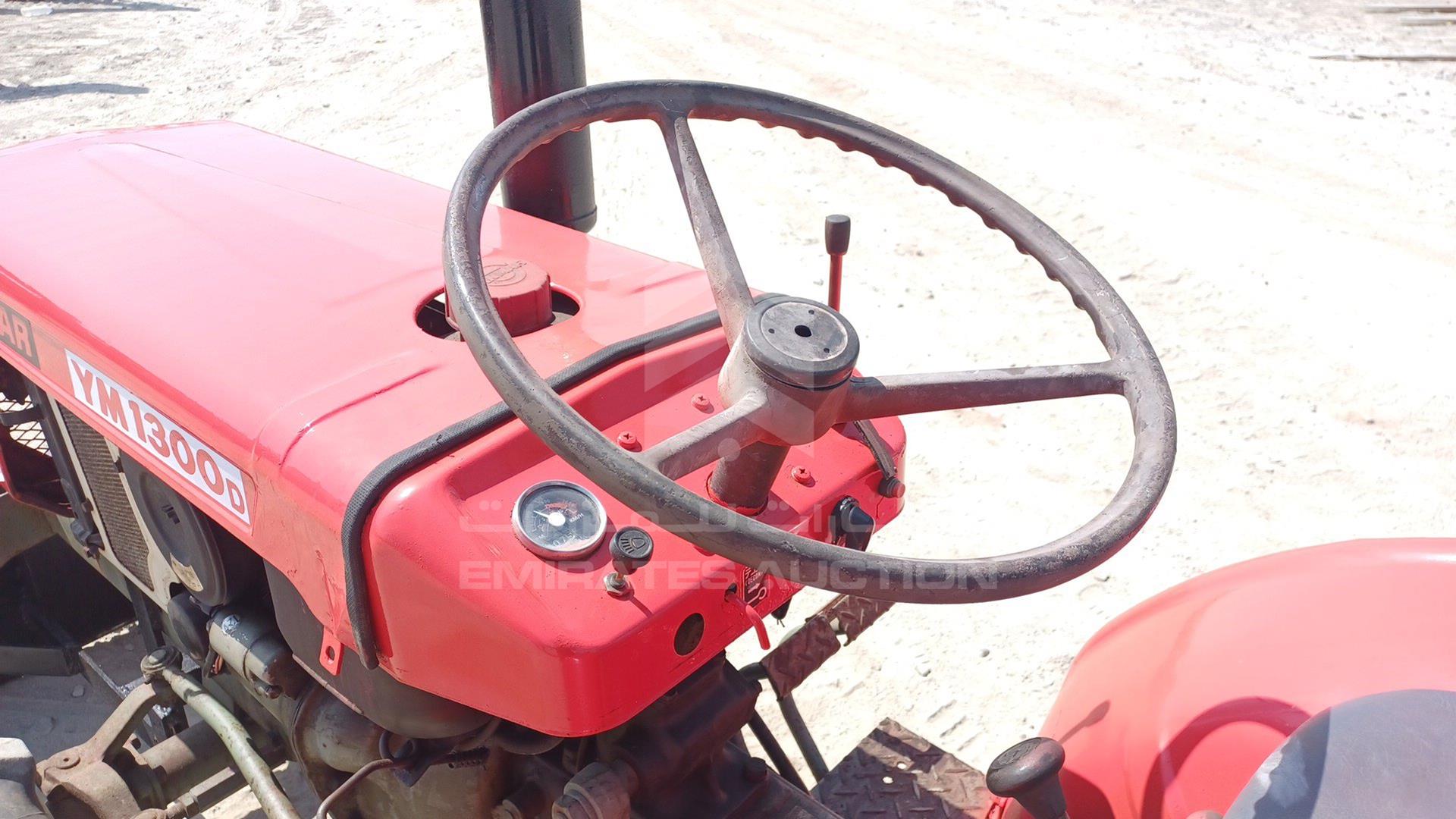 0 YANMAR --- VIN: YM1300D05117