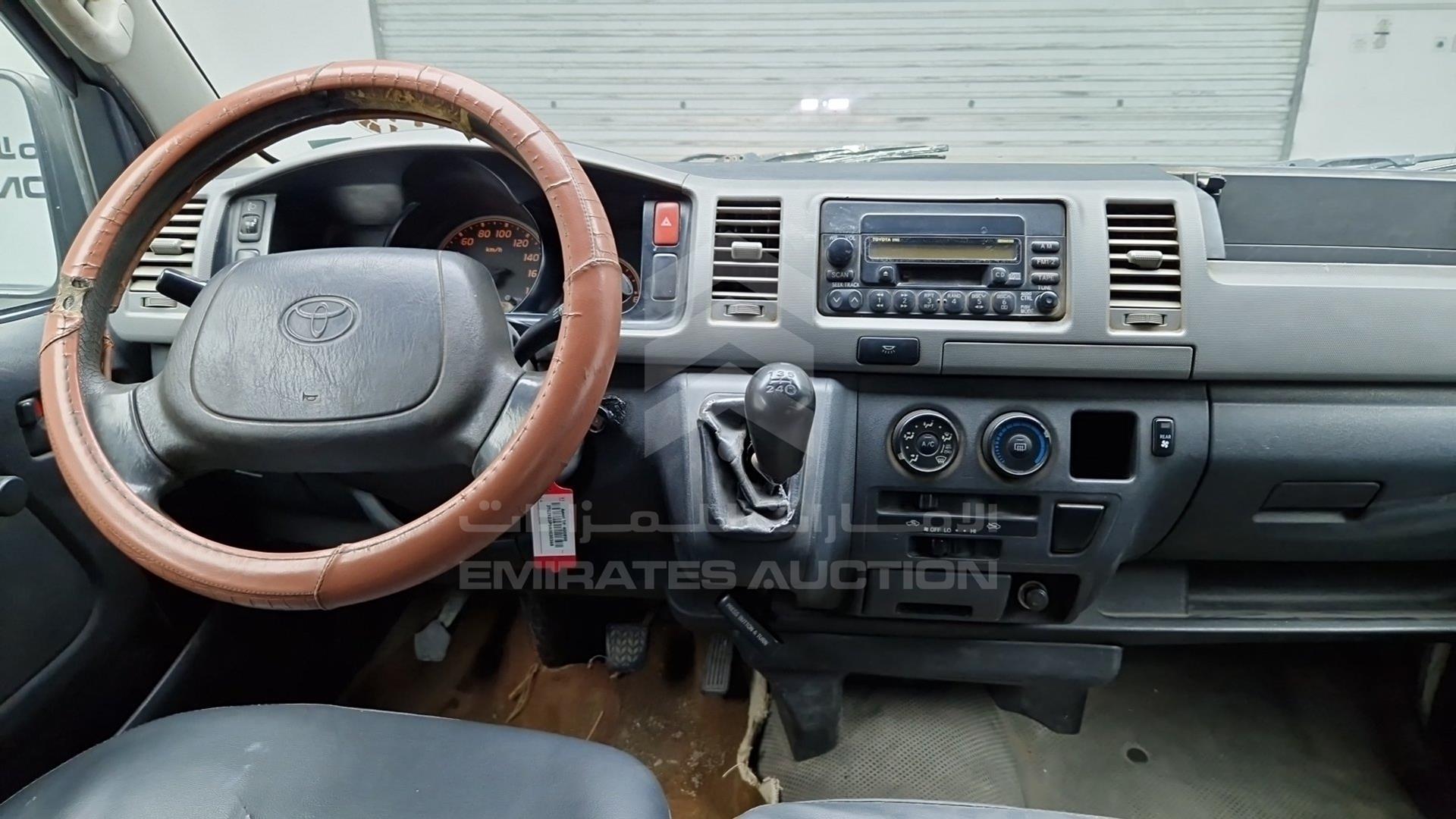 2010 TOYOTA HIACE VIN: JTGJX02P9A0030368