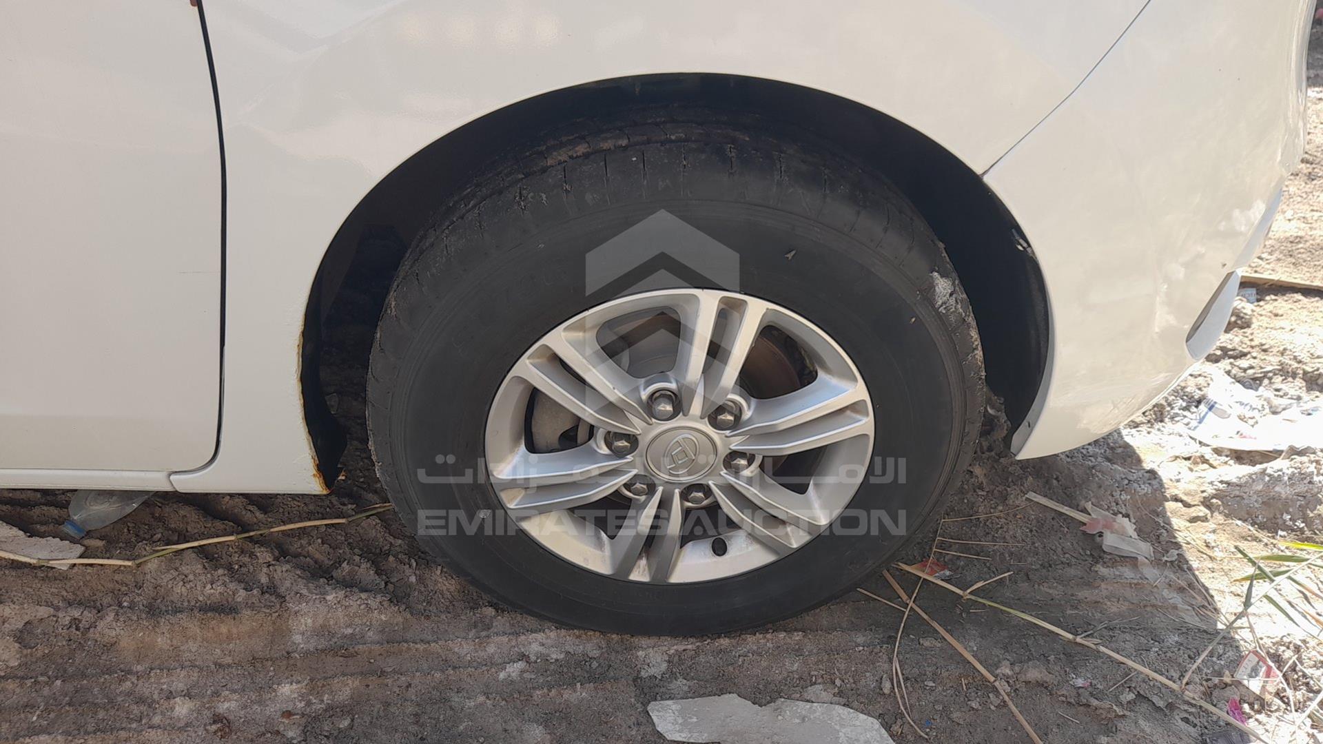 2022 MAXUS G10 VIN: LSKG4AC15NA041541