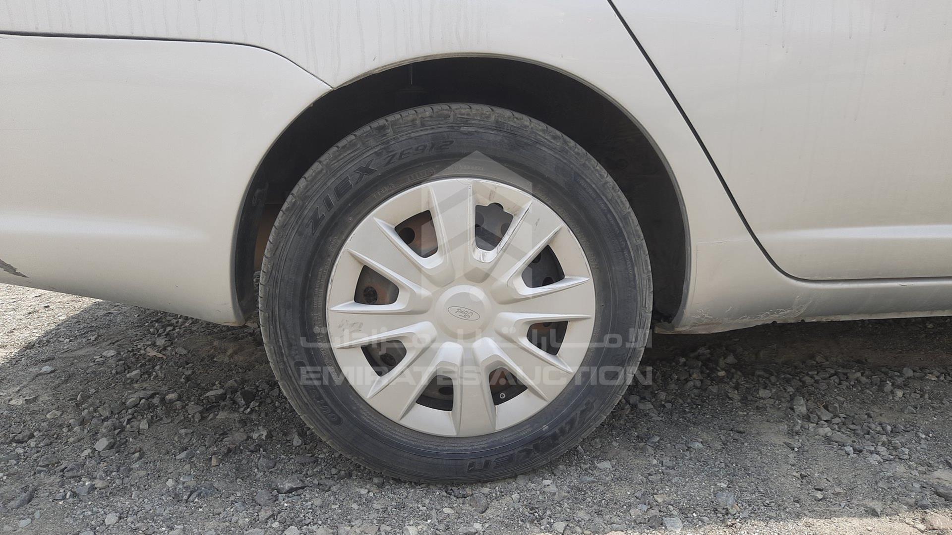 2003 TOYOTA ECHO VIN: JTDBW133635006198