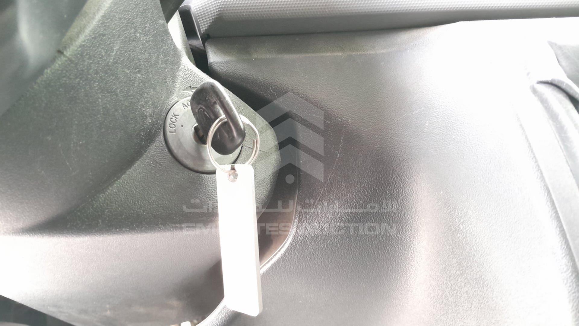 2013 TOYOTA HIACE VIN: JTGJX02P6D0046015