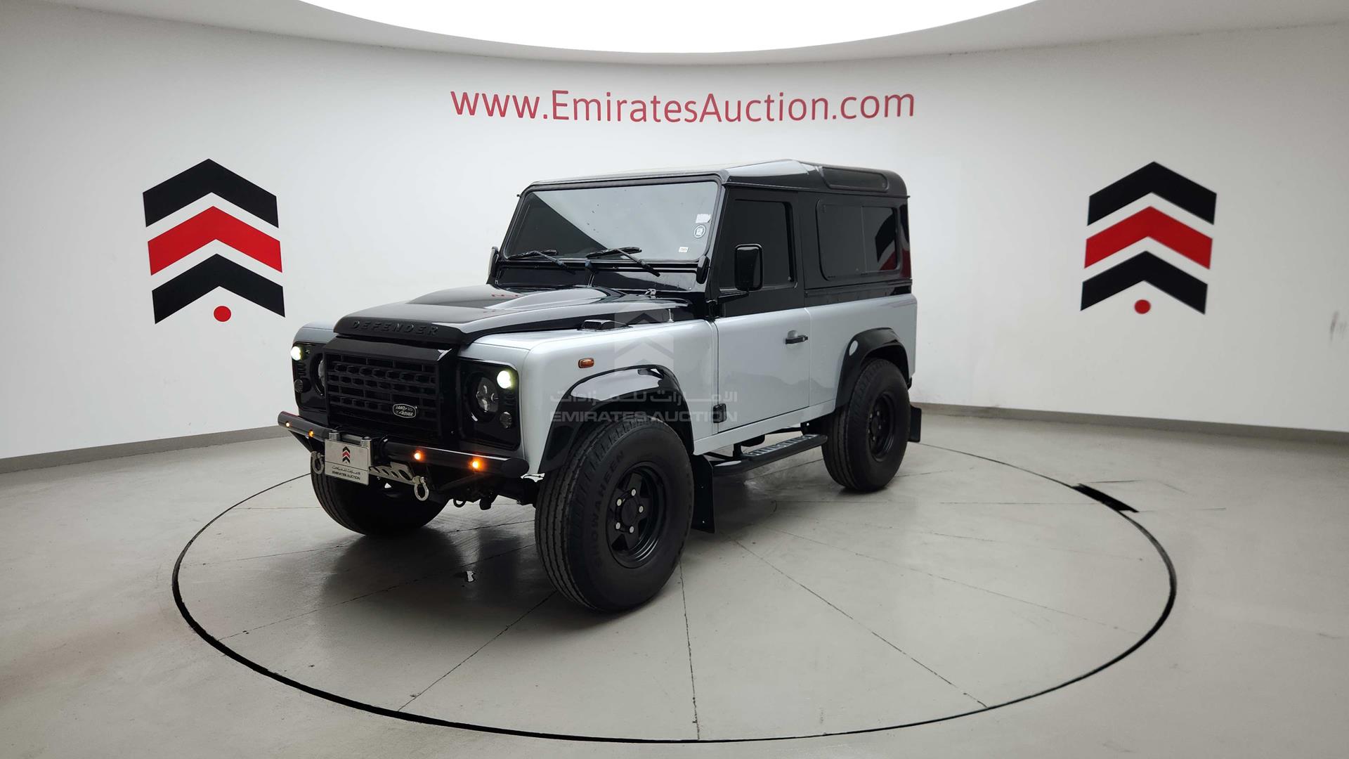2010 LAND ROVER DEFENDER VIN: SALLDVBS8AA794793