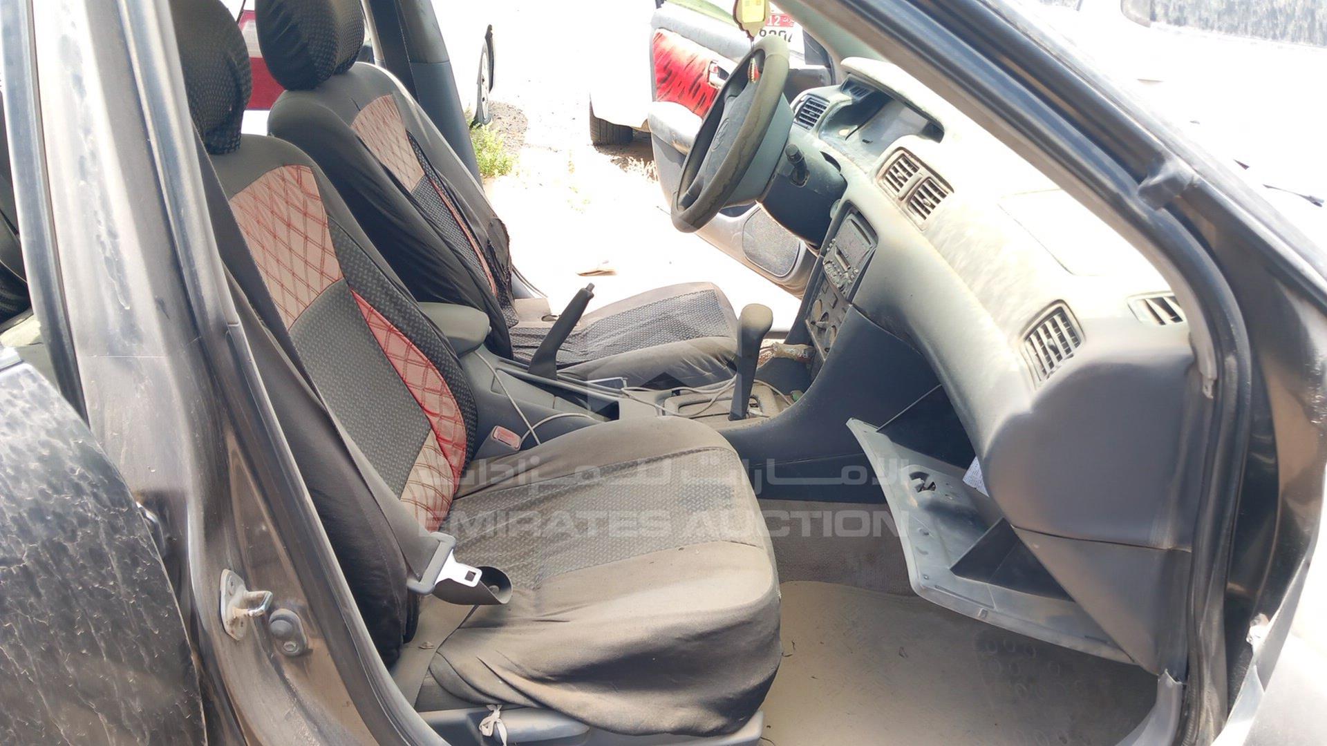 2000 TOYOTA CAMRY VIN: 4T1BG22K5YU740156