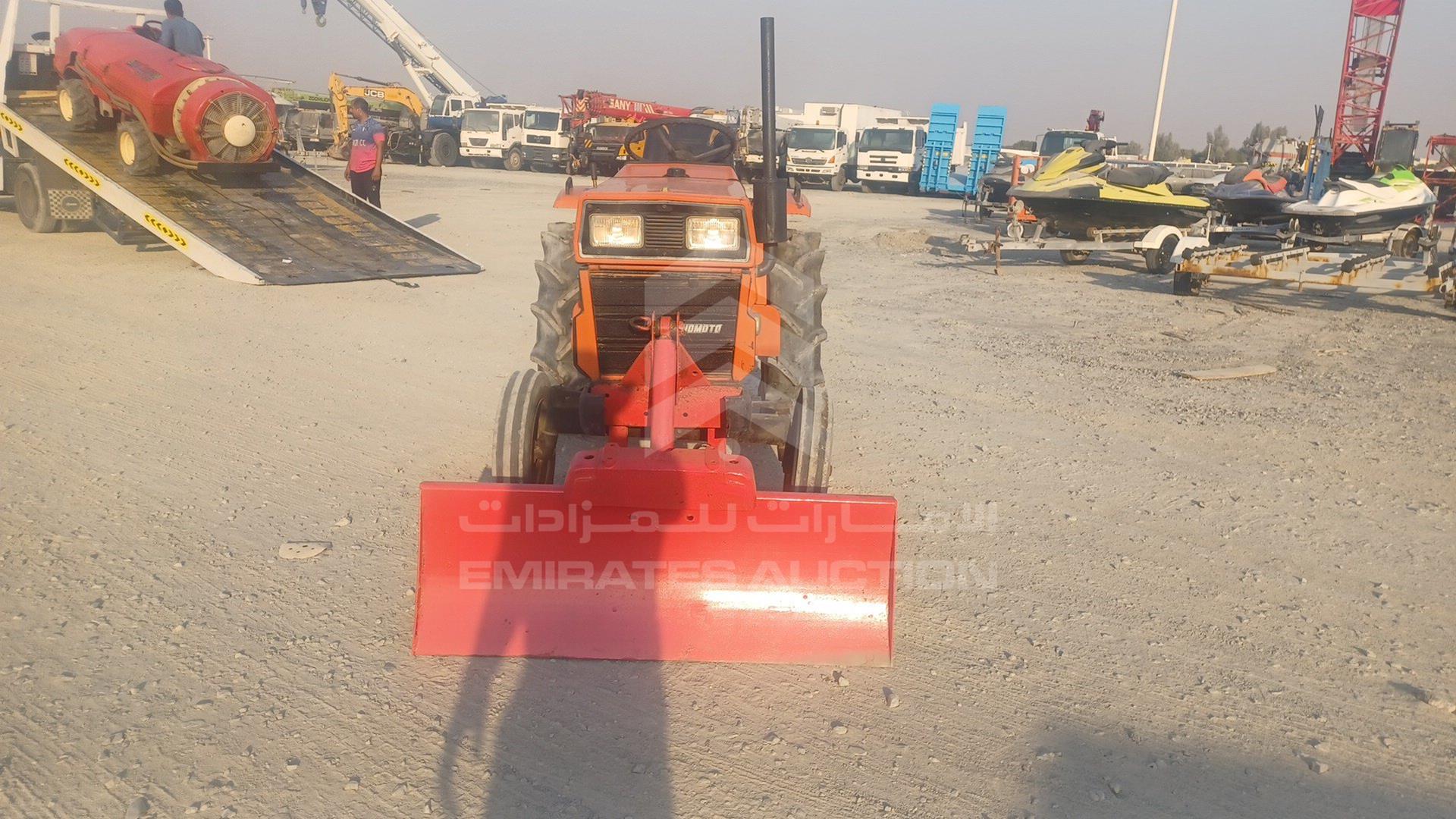 0 TRACTOR --- VIN: 180200115