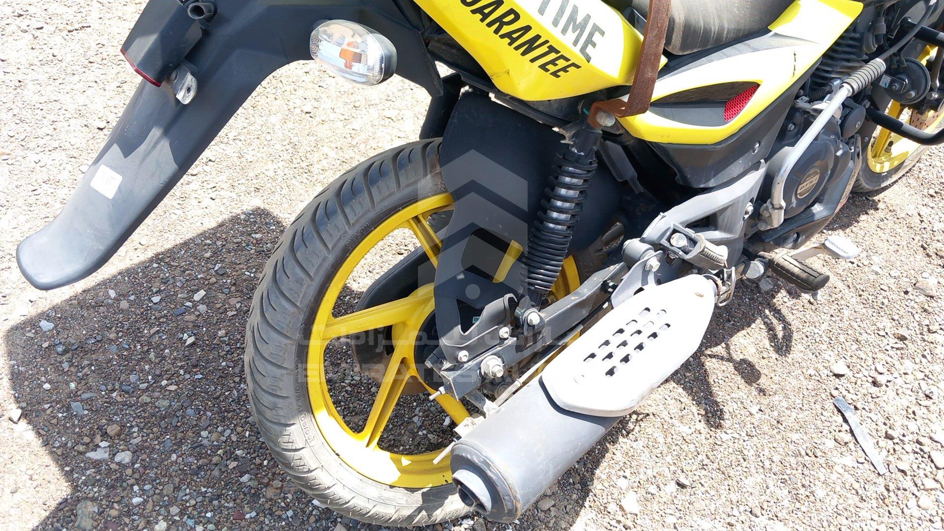 2021 BAJAJ PULSAR 150 VIN: MD2A11CX0MCC25049