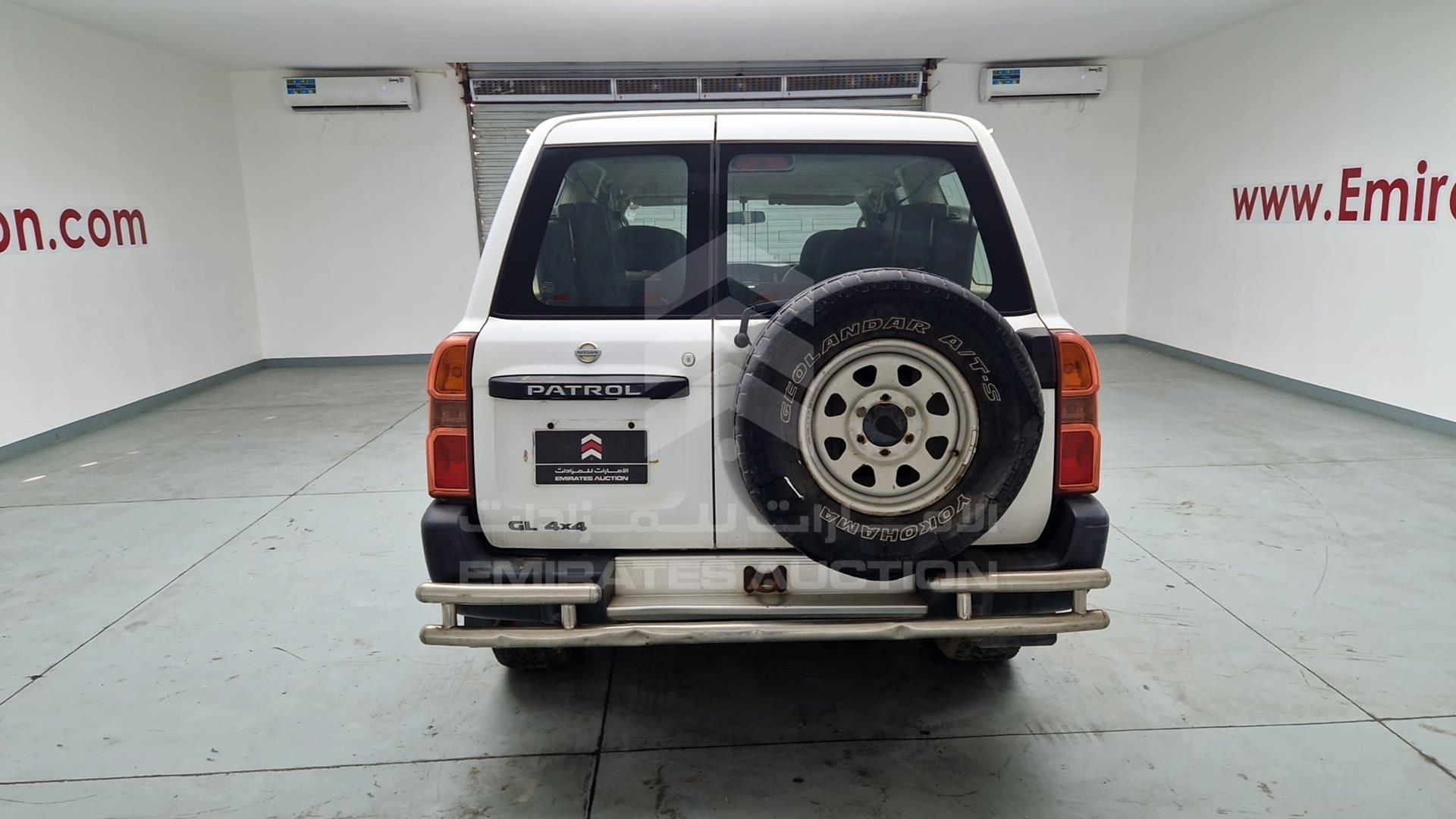 2010 NISSAN PATROL VIN: JN1TCSY61Z0578777