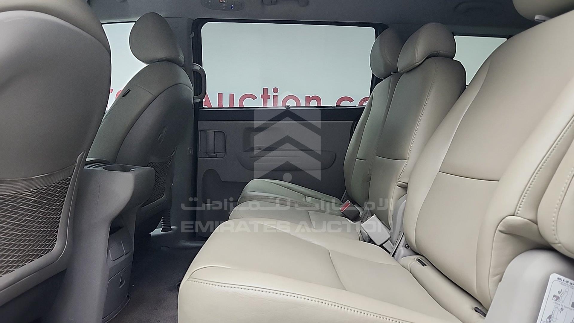 2016 KIA SEDONA VIN: KNDMB5C18G6085920