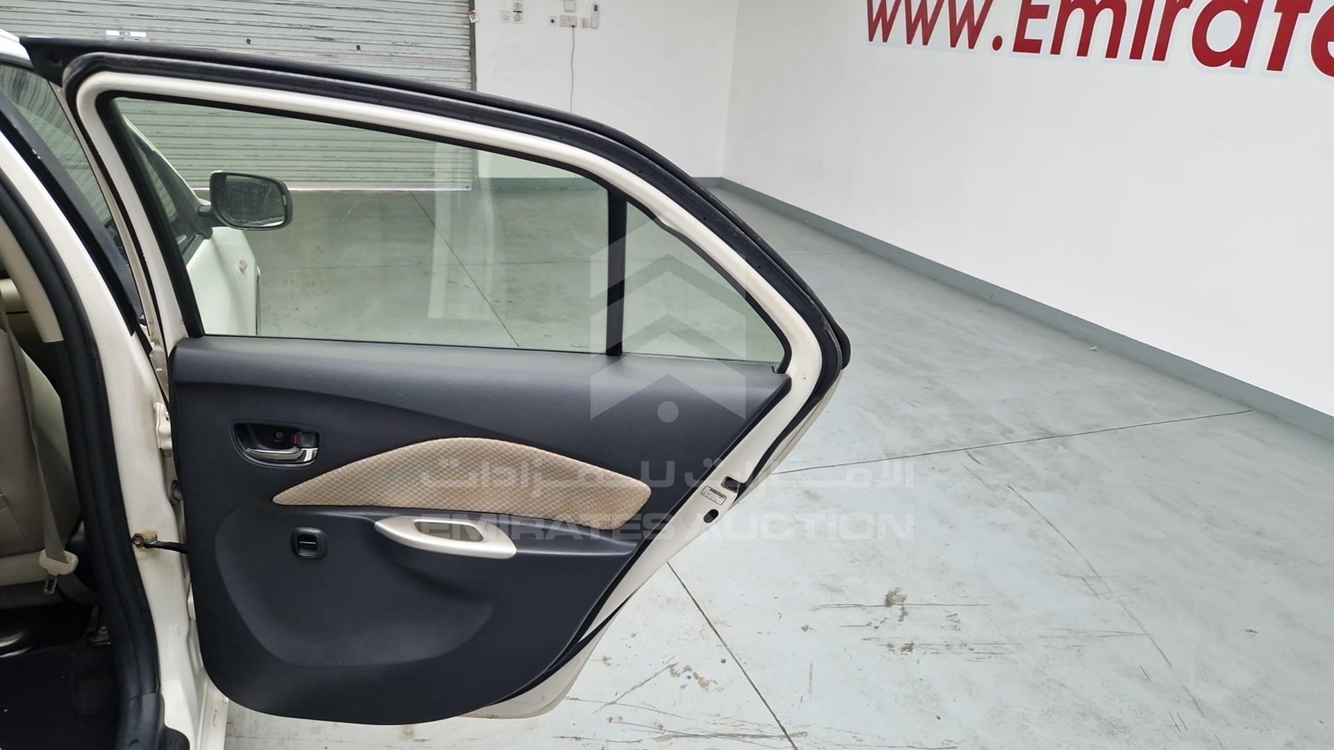2008 TOYOTA YARIS VIN: JTDBW923884016907