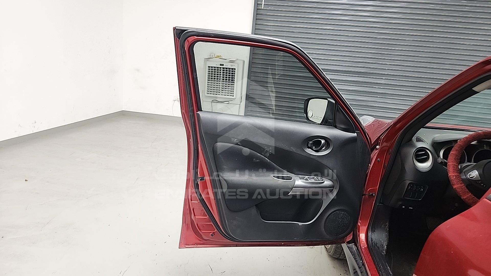 2015 NISSAN JUKE VIN: JN1BF5MD8FT310845