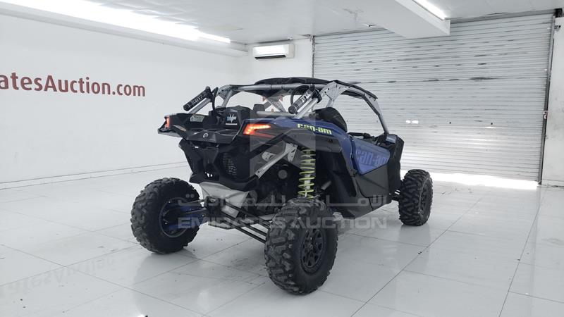 3JBVXAV79LK000690 Auction: EmiratesAuction Lot: 406591 3JBVXAV79LK000690 Can-Am Maverick X3 X RS 2020 BLUE Photo 8