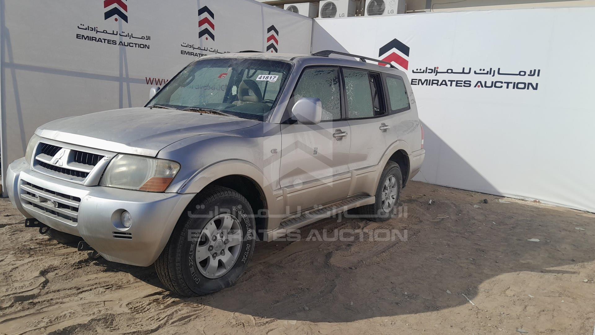 2007 MITSUBISHI PAJERO VIN: JMYLRV73W7J704401